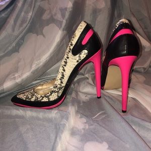 Stiletto heels sz 8.5